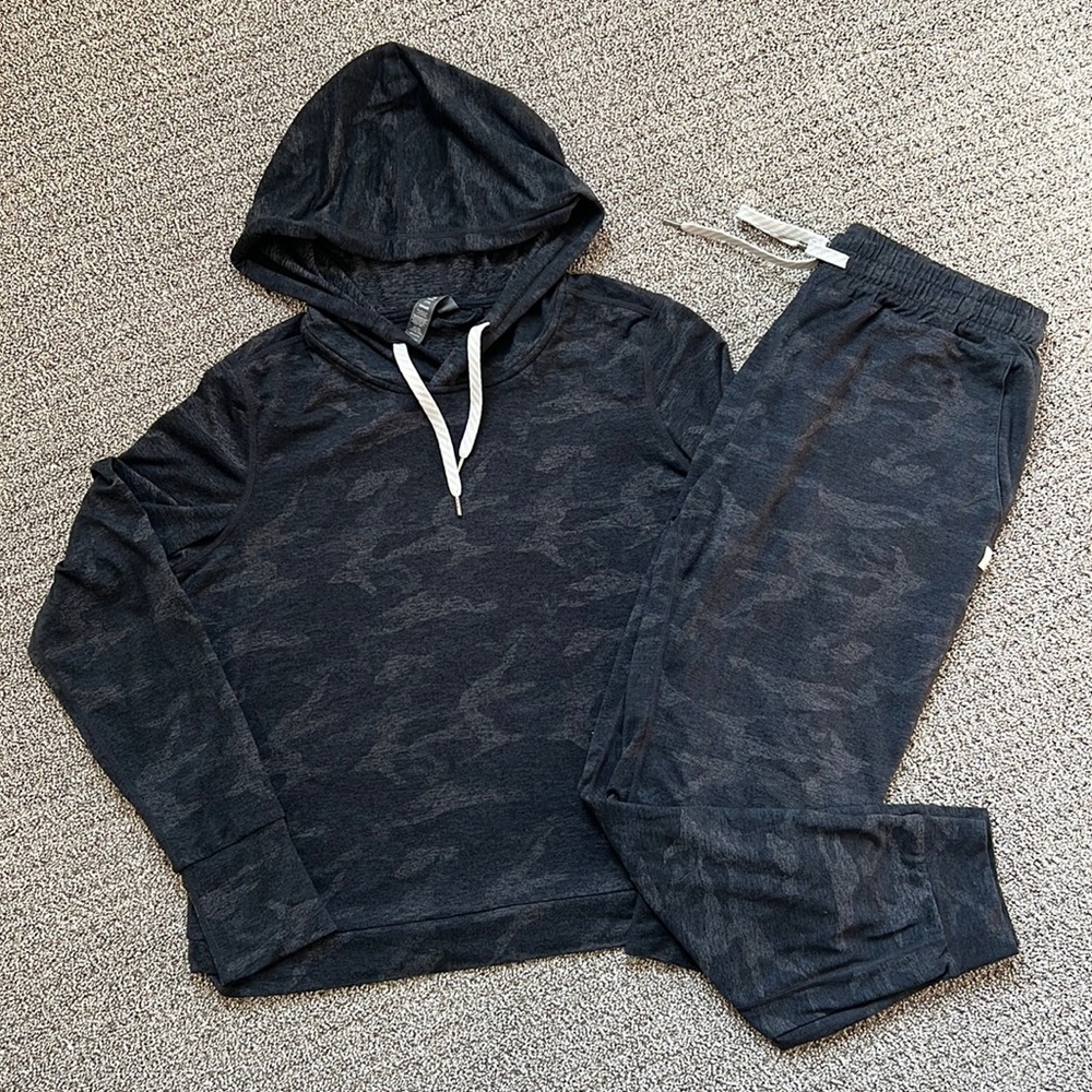 Vuori Halo Essential Hoodie and Performance Jogger